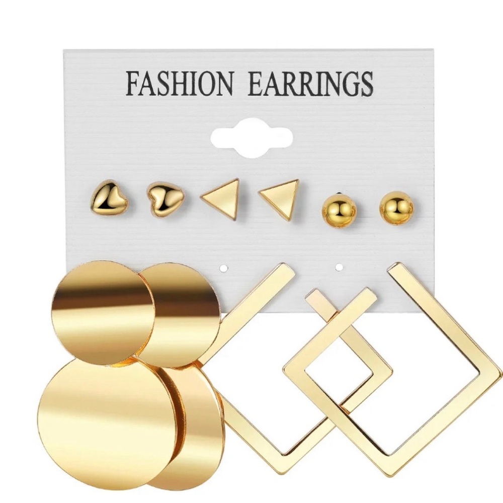 Hoop’s Earrings
